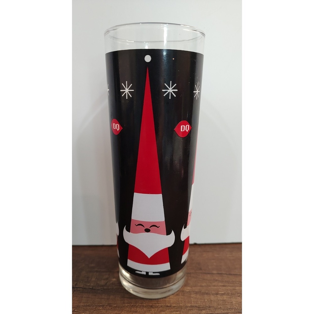 ONE  Vintage DQ Dairy Queen Libbey Holt Howard Holiday Santa Christmas Glass S10